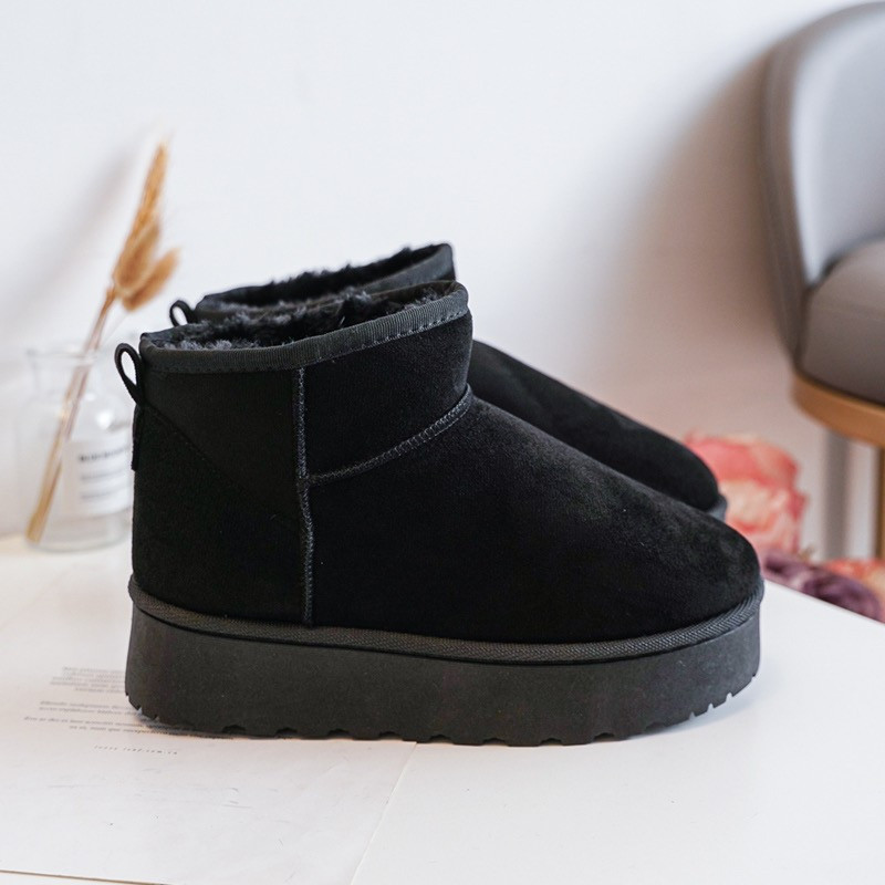 Lot de 12 : Bottines courtes fourrées (36-41)