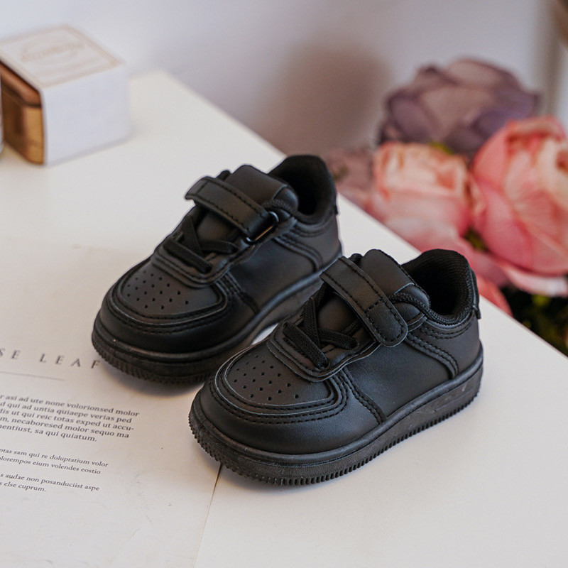 copy of Set of 12 : Trendy lace-up sneakers (31-36)