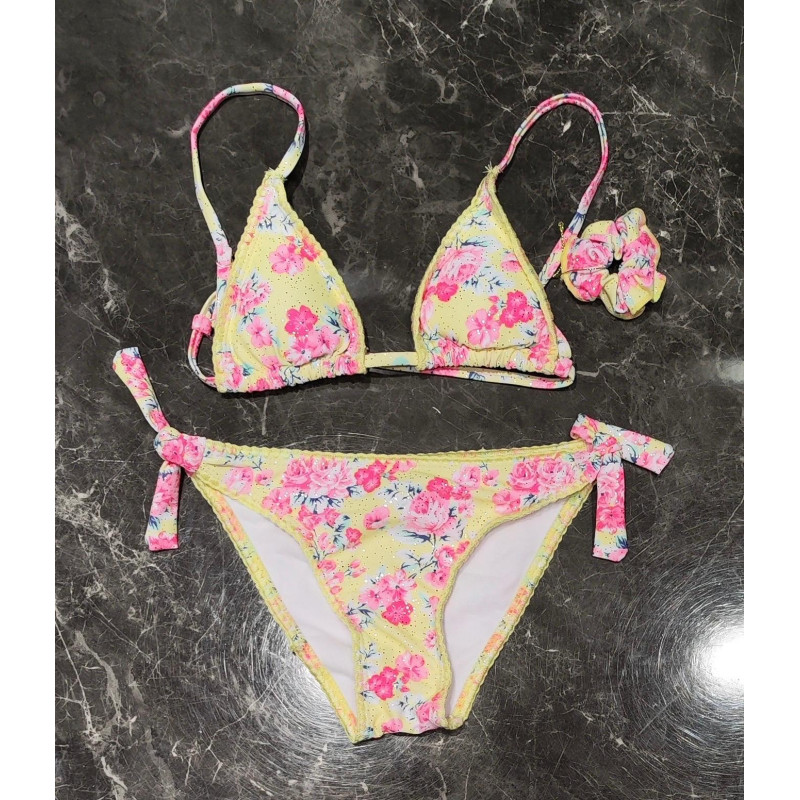 Heleboel 5 kleurrijke bloemen BIKINI-sets
