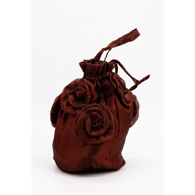 Lot 4 - Ceremoniële beurs