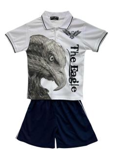 Ensemble garçon avec polo blanc imprimé aigle et short marine.