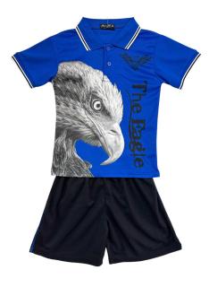Ensemble garçon avec polo blanc imprimé aigle et short marine.