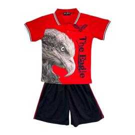 Ensemble garçon avec polo blanc imprimé aigle et short marine.