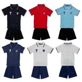 Ensemble polo enfant Paris rouge avec short noir assorti