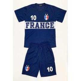 Sportieve kinderset France met wit T-shirt en bijpassende blauwe short.