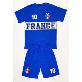 Sportieve kinderset France met wit T-shirt en bijpassende blauwe short.