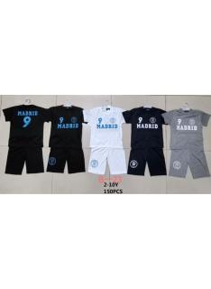 Ensemble garçon MADRID avec t-shirt football et short assorti en plusieurs coloris.