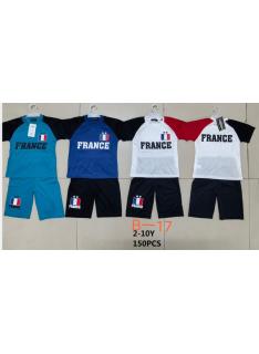 Ensemble garçon FRANCE football avec t-shirt à manches courtes et short assorti.