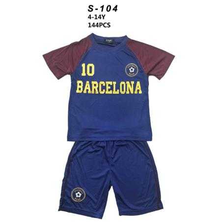 Ensemble garçon BARCELONA football avec t-shirt bleu marine et short assorti.