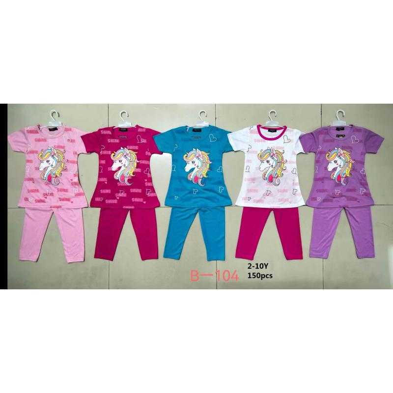 Girls set with short sleeve T-shirt, unicorn Shine print and matching leggings.