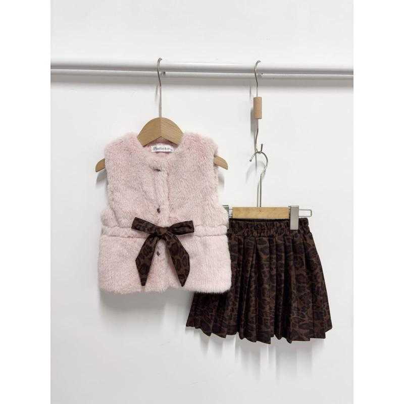 Pack of 6 – Girl's Two-Piece Fluffy Faux Fur Vest with Leopard Bow and Pleated Skirt Set