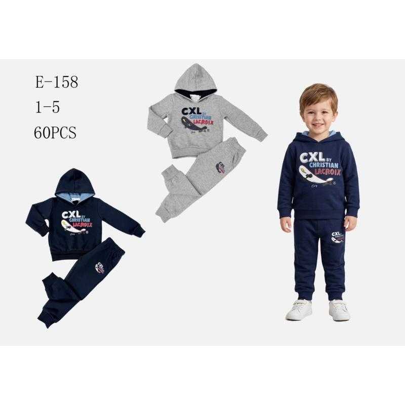 Lot de 10 – Boys hooded sweatshirt and pants set with skateboard motif CXL