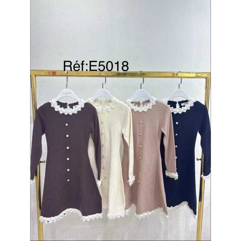 Lot de 6 – Robe en maille élégante avec col dentelle et boutons nacrés