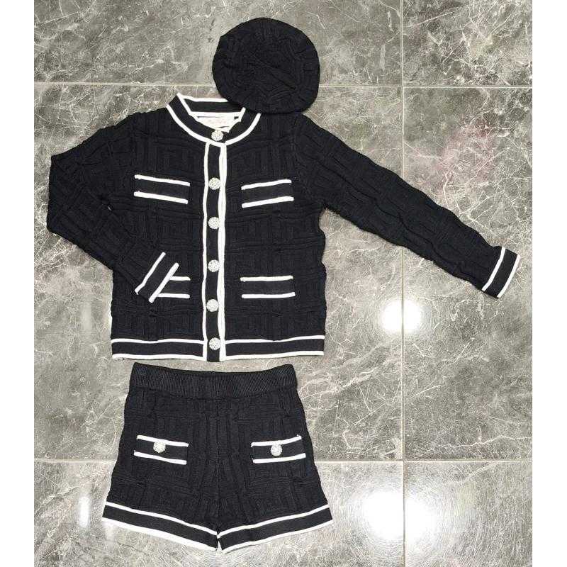 Lot de 5 – Ensemble veste, short et béret assorti